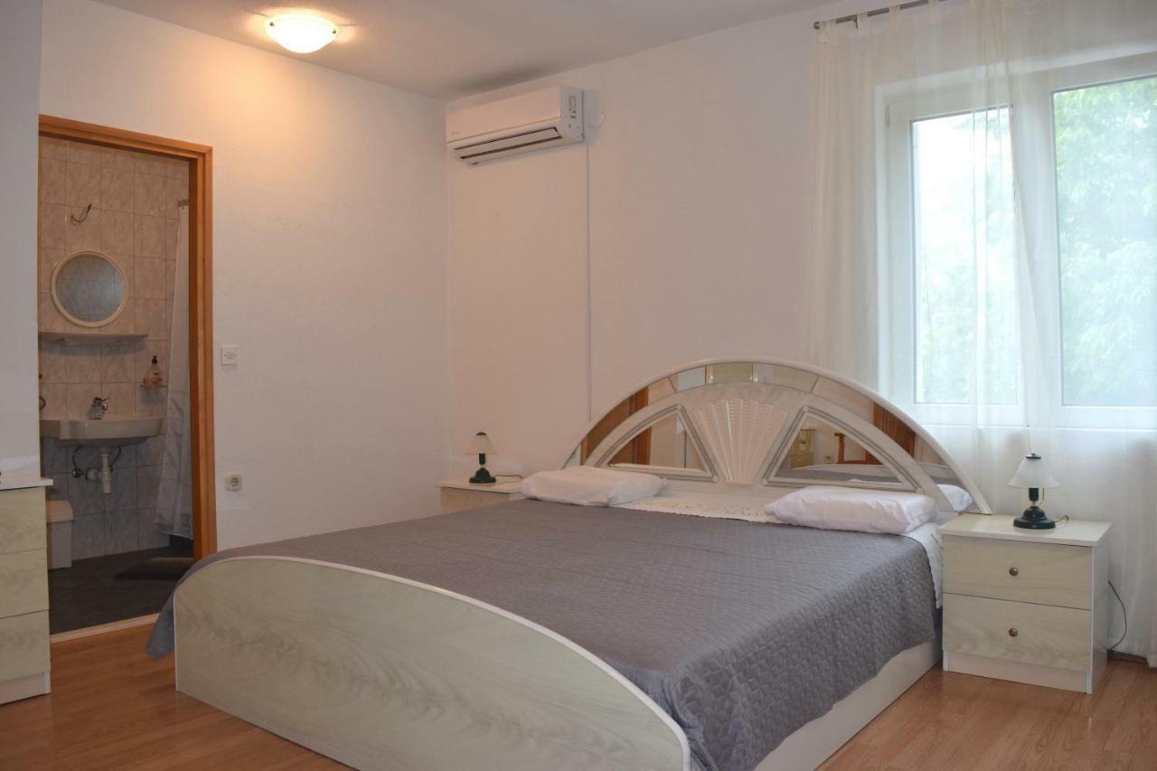 Holiday Room Macukin Brela Exterior photo